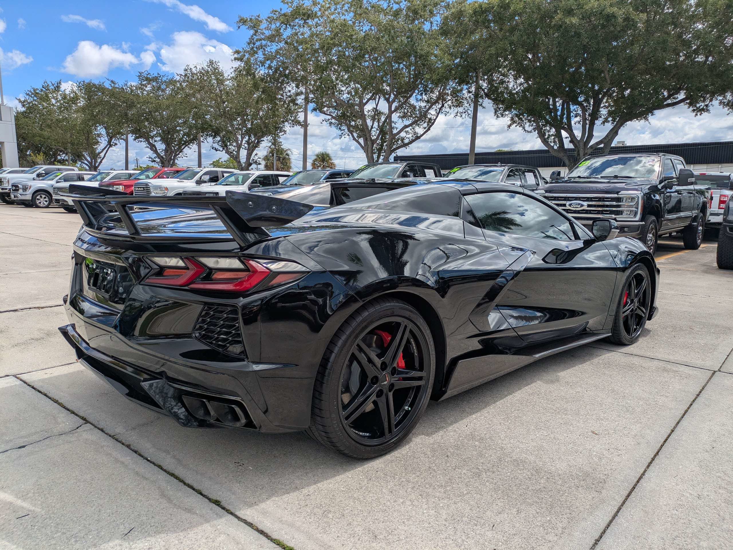 Used 2026 Chevrolet Corvette Stingray Convertible w/ 1LT RWD image 4