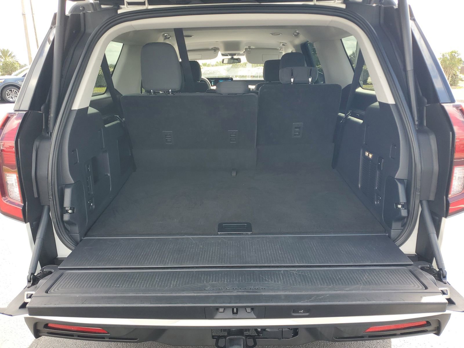 Certified 2025 Ford Expedition Max Active RWD image 8