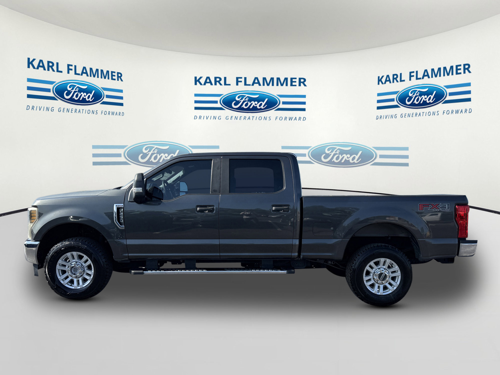 Certified 2019 Ford F250 XL w/ STX Appearance Package image 5
