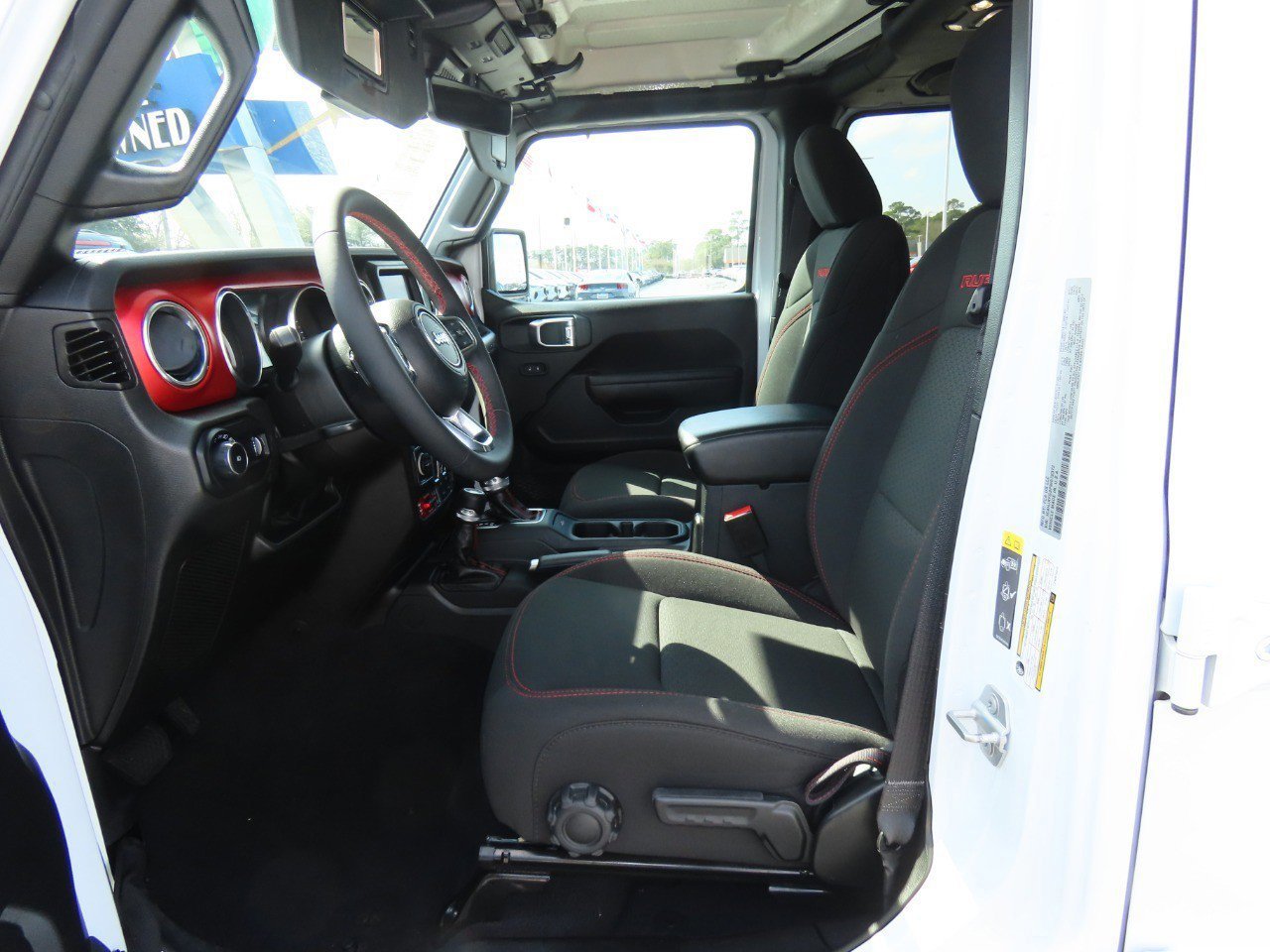 Used 2023 Jeep Wrangler Unlimited Rubicon w/ Steel Bumper Group image 25