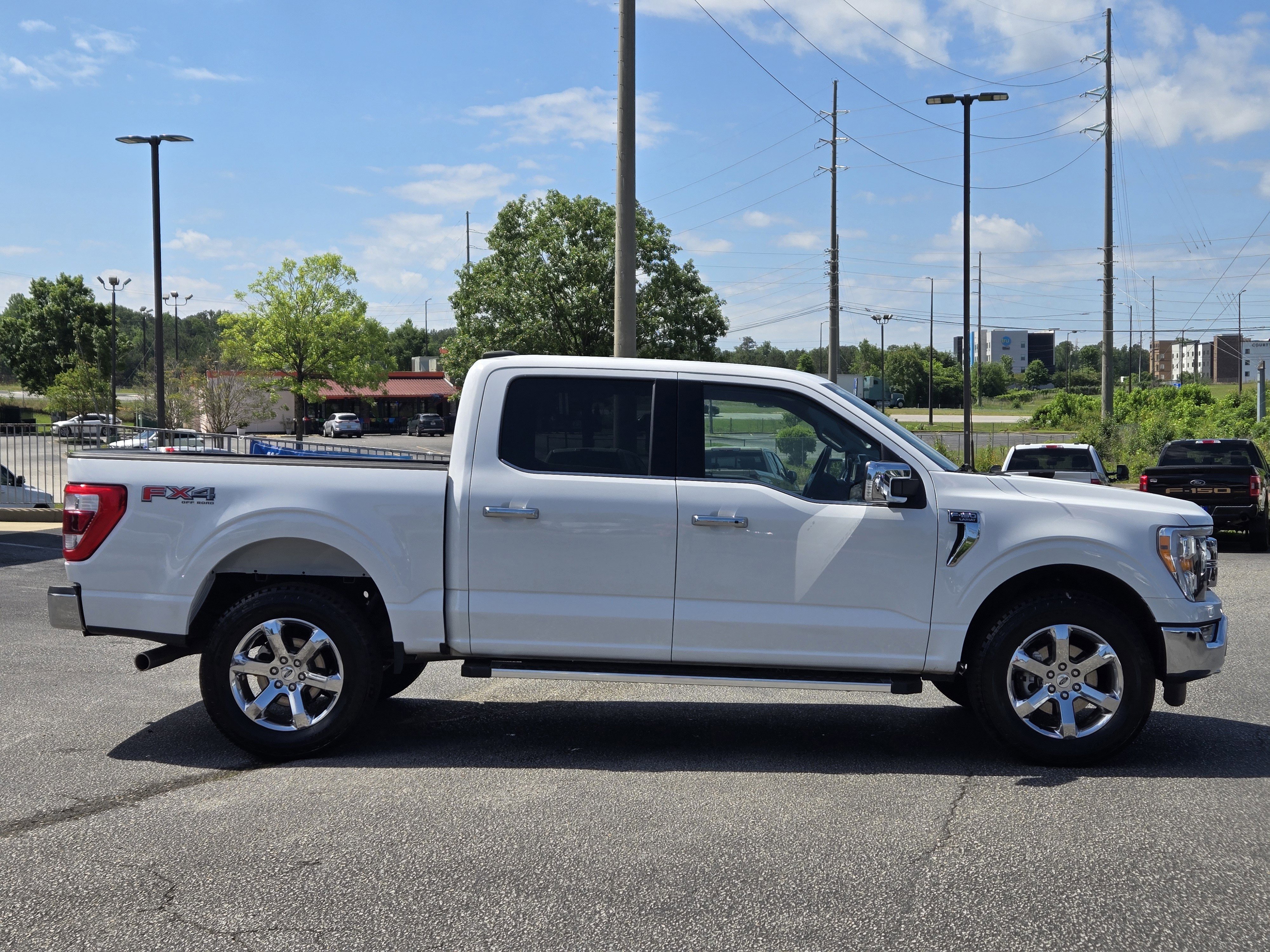 Certified 2023 Ford F150 Lariat w/ Trailer Tow Package AWD/4WD image 8