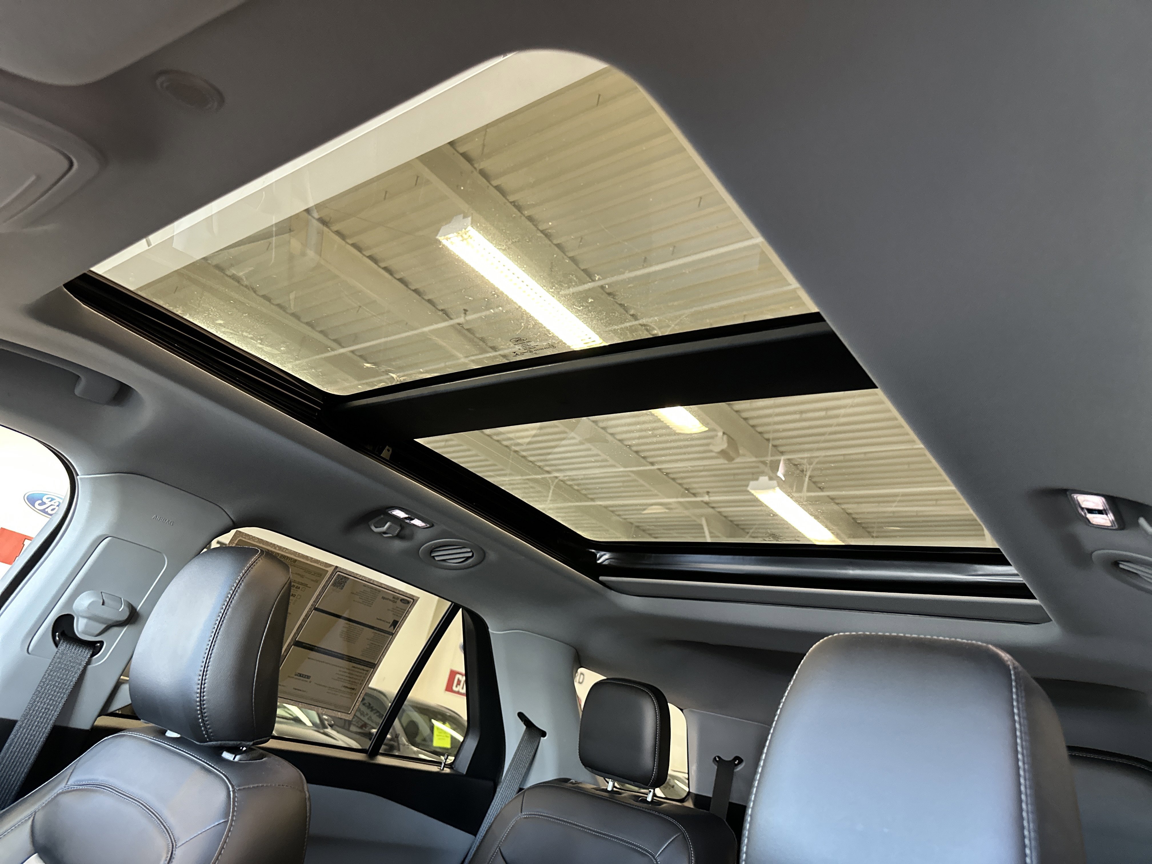 Certified 2023 Ford Explorer XLT w/ Equipment Group 202A image 4