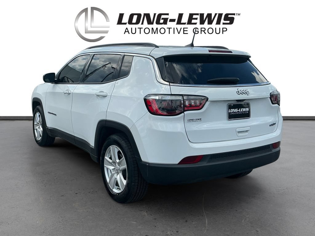 Used 2022 Jeep Compass Latitude FWD image 4