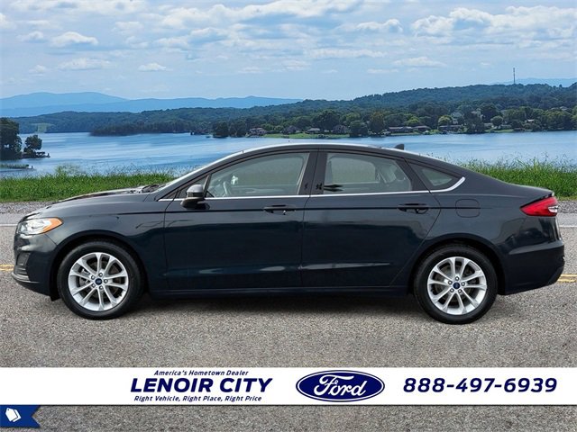 Certified 2020 Ford Fusion SE image 4