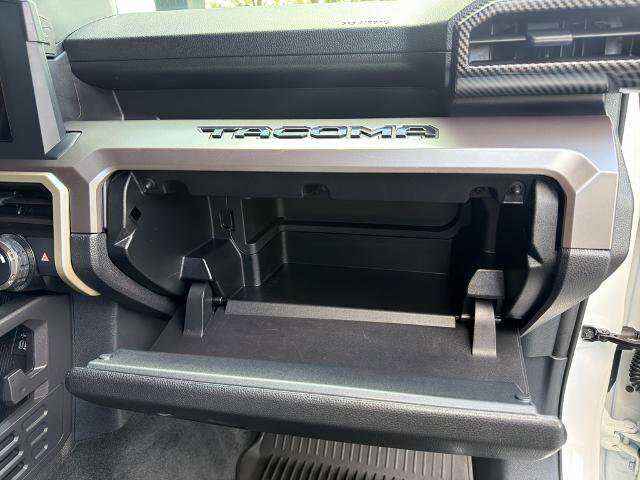 Used 2025 Toyota Tacoma TRD Off-Road image 14