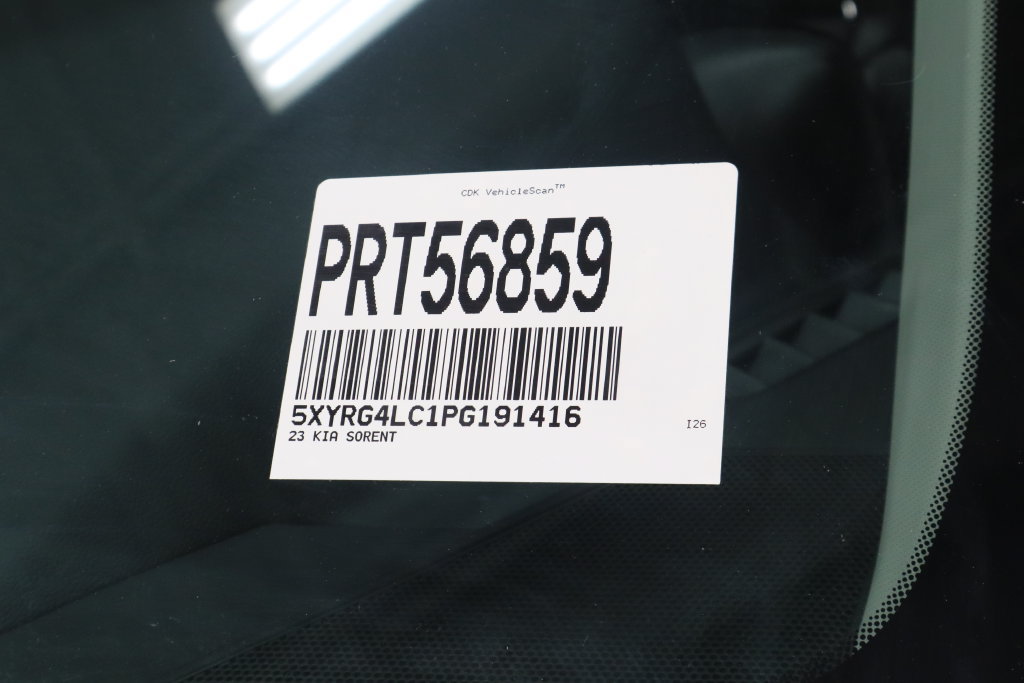 Used 2023 Kia Sorento LX FWD image 31