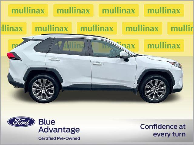 Used 2019 Toyota RAV4 XLE Premium w/ Cold Weather Package AWD/4WD video 2