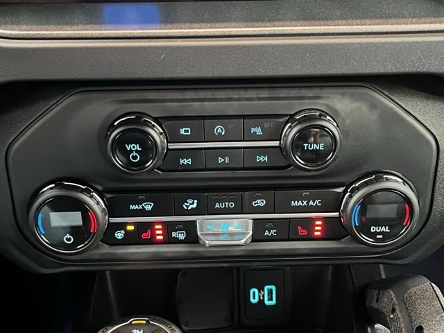 Certified 2025 Ford Bronco Badlands AWD/4WD image 36