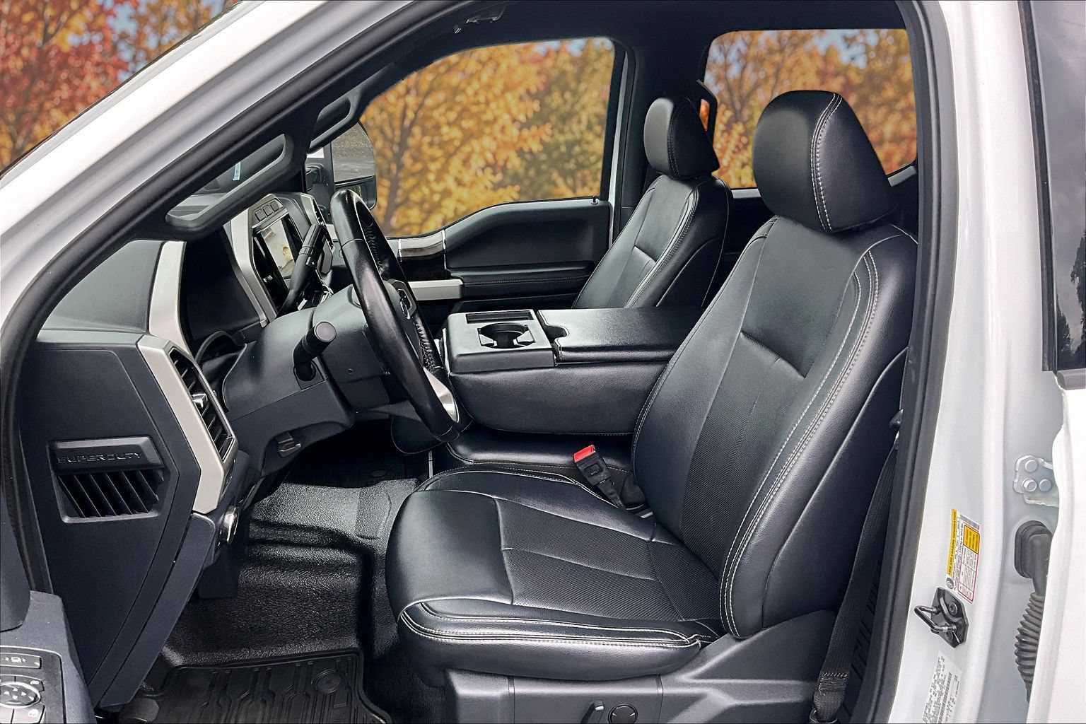 Certified 2022 Ford F350 Lariat w/ Lariat Value Package AWD/4WD image 28