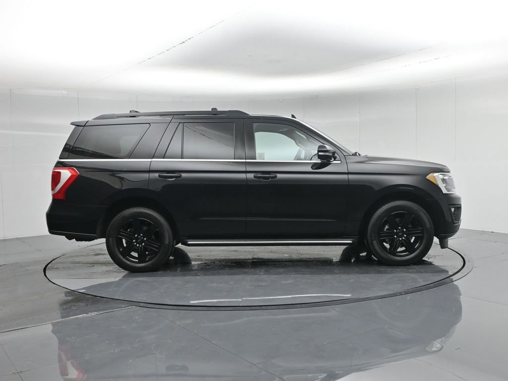Certified 2020 Ford Expedition XLT w/ Equipment Group 202A image 5