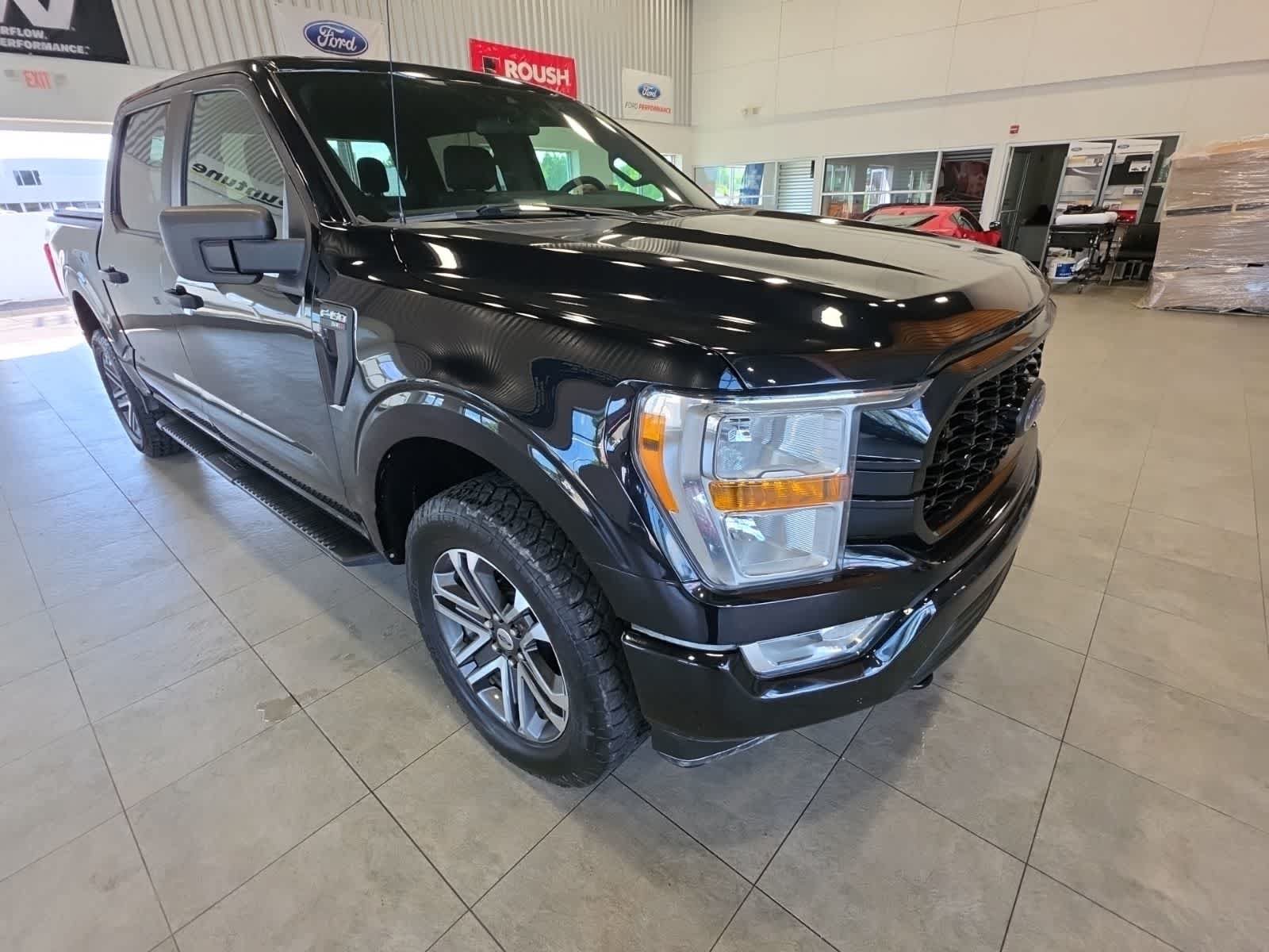 Certified 2021 Ford F150 XL w/ STX Appearance Package AWD/4WD image 7