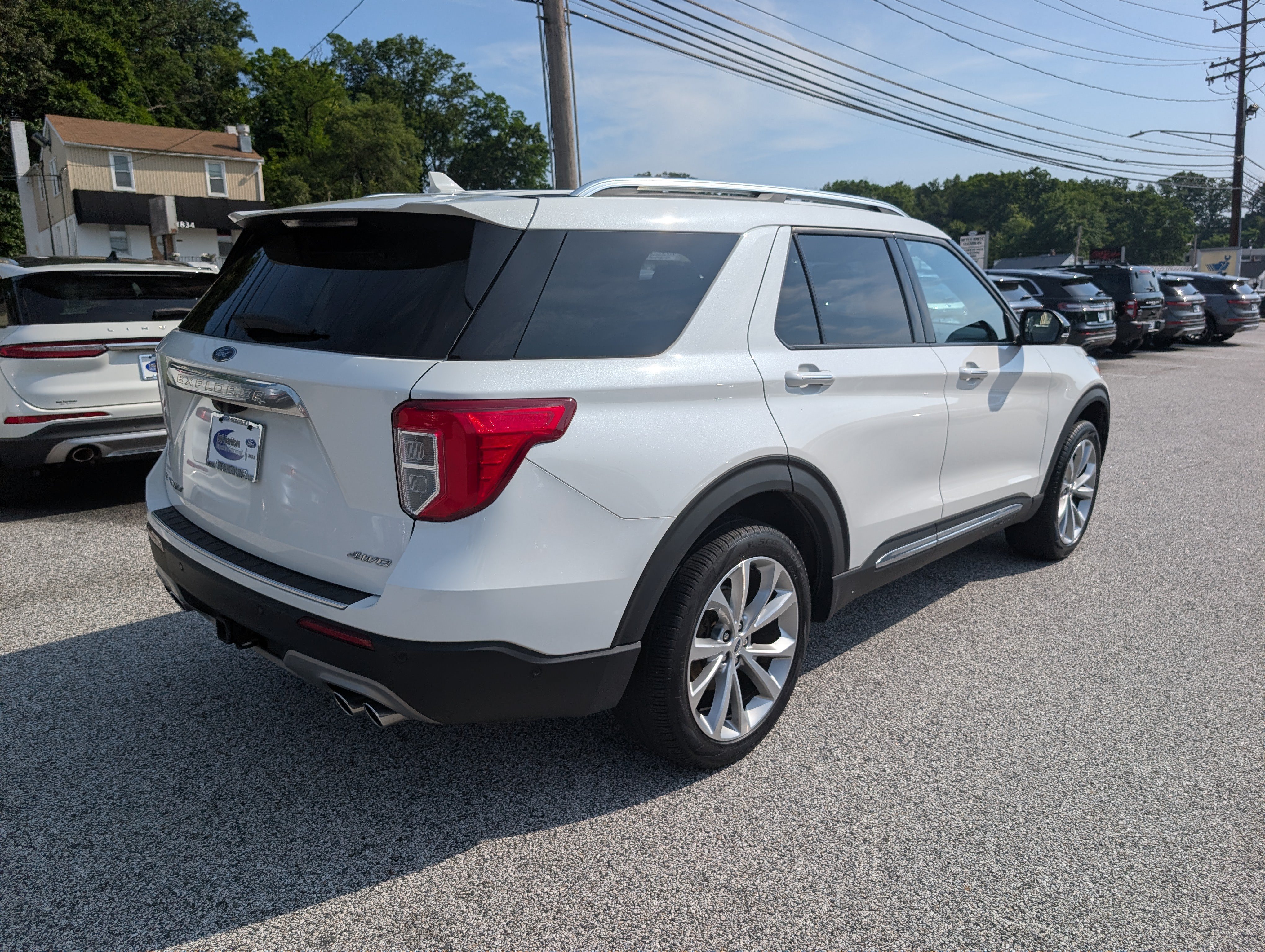 Certified 2021 Ford Explorer Platinum w/ Equipment Group 601A AWD/4WD image 7