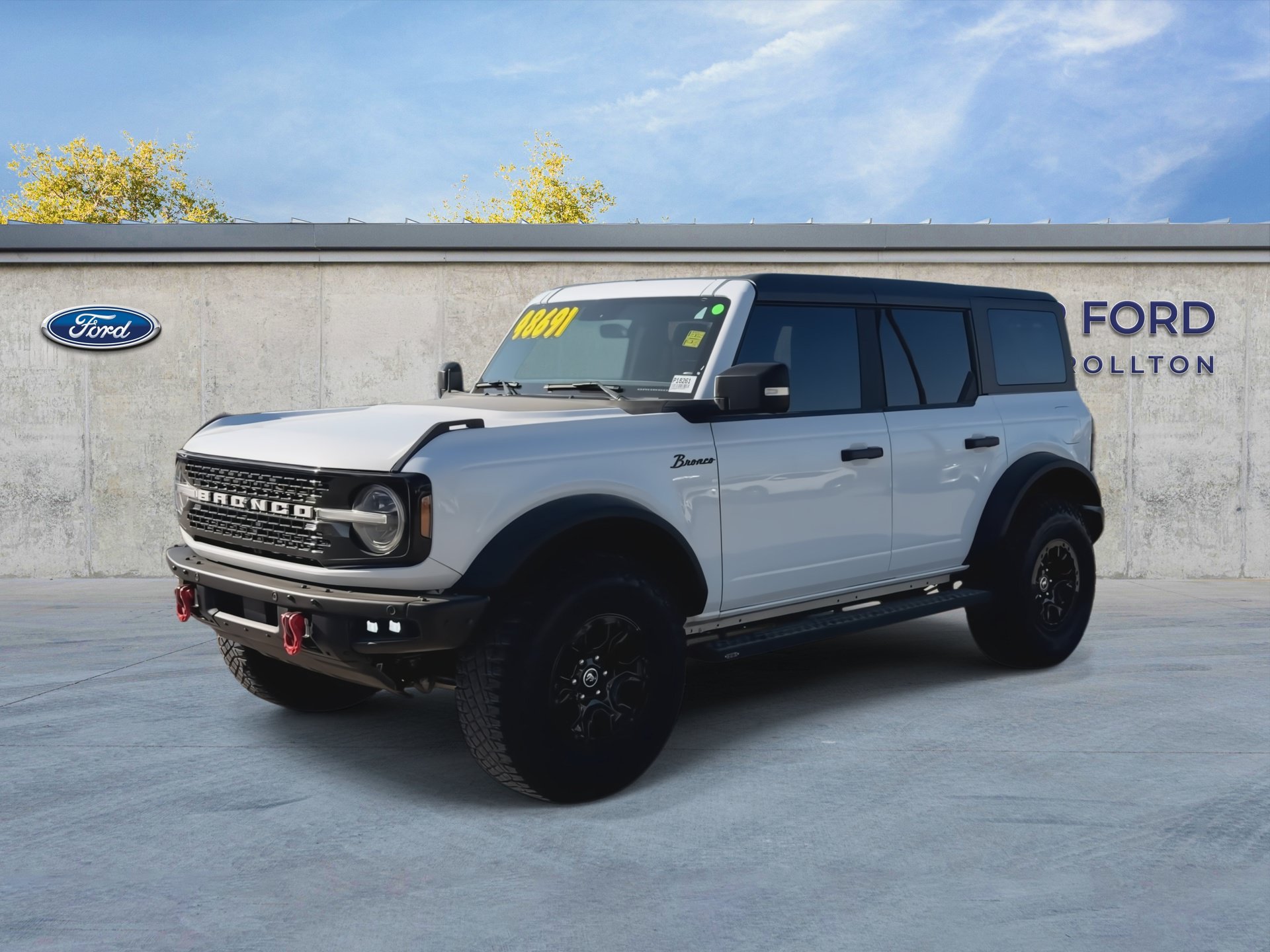 Certified 2023 Ford Bronco Wildtrak AWD/4WD image 4