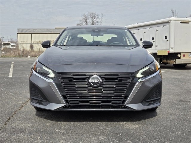 Used 2024 Nissan Altima 2.5 SV image 8