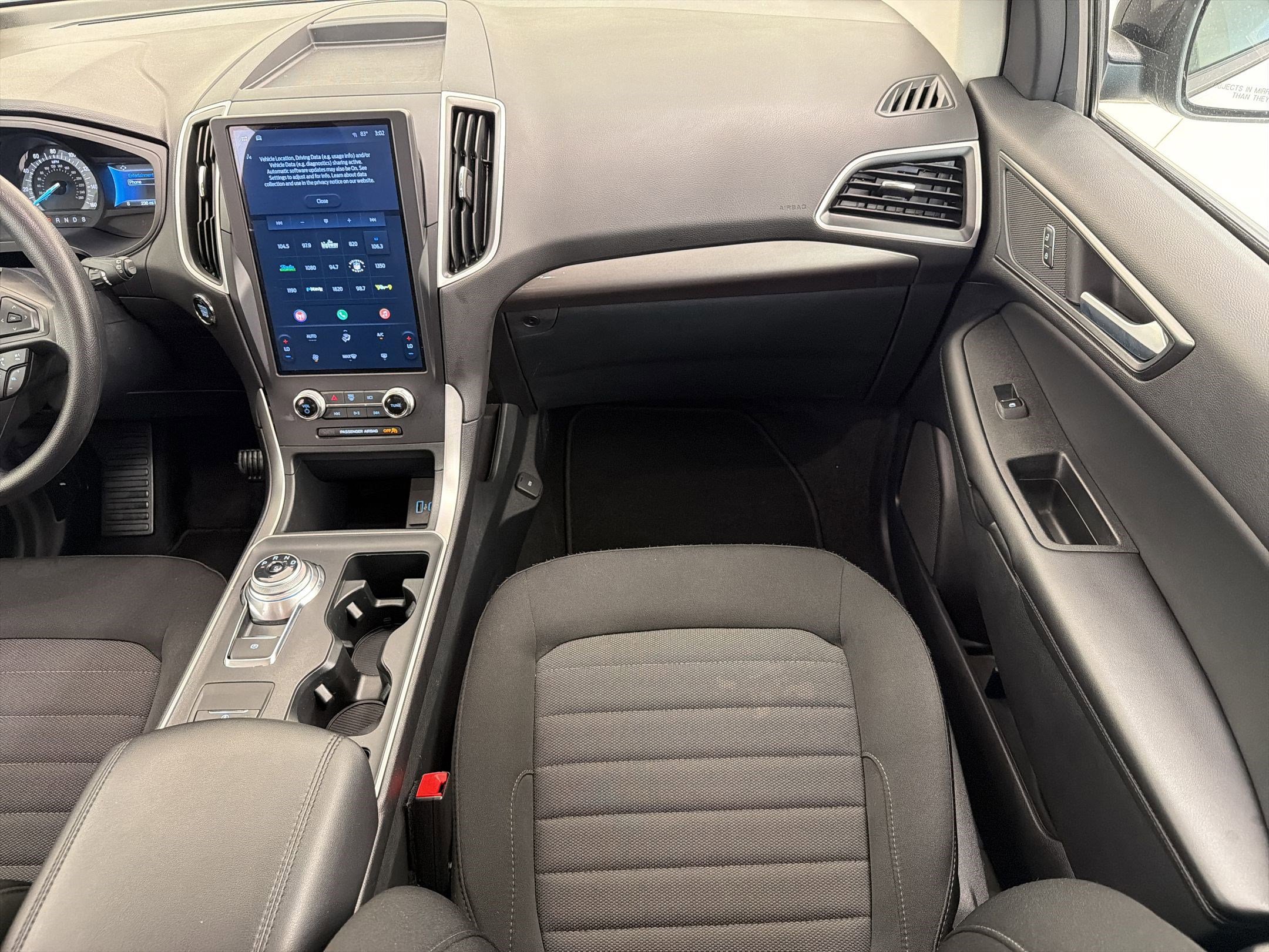 Certified 2024 Ford Edge SE w/ Black Appearance Package image 25