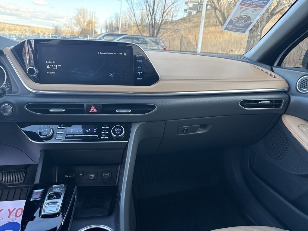 Used 2021 Hyundai Sonata Limited image 16