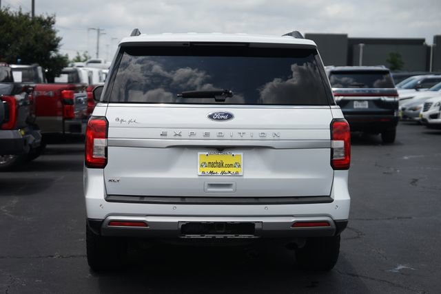 Certified 2022 Ford Expedition XLT RWD image 7