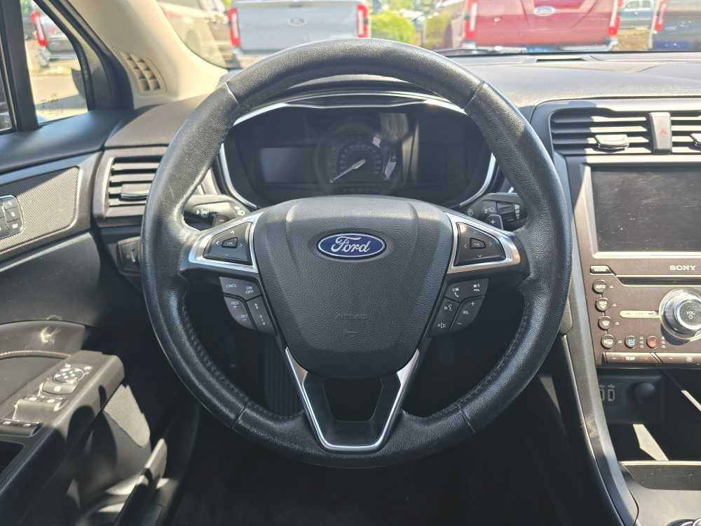Certified 2019 Ford Fusion Titanium AWD/4WD image 11