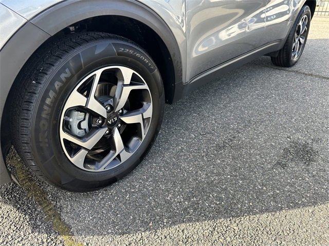 Used 2022 Kia Sportage LX image 13