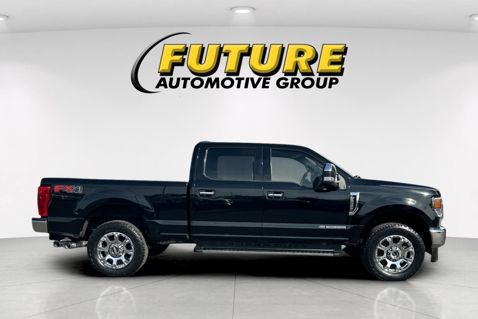Certified 2022 Ford F250 Lariat w/ Lariat Ultimate Package image 6