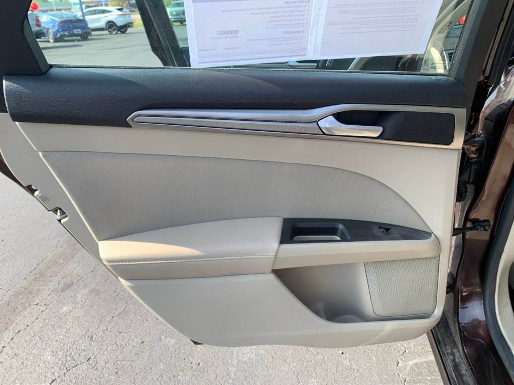 Certified 2019 Ford Fusion SE FWD image 37