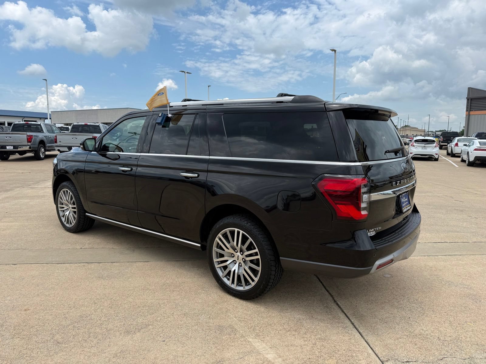 Certified 2024 Ford Expedition Max Limited AWD/4WD image 7