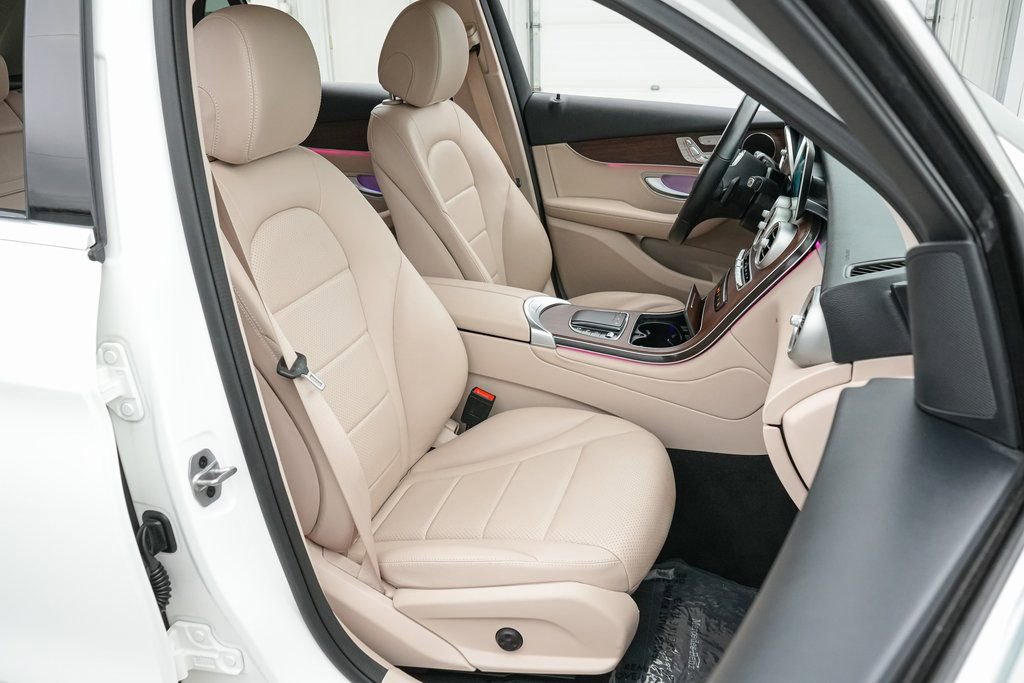 Used 2022 Mercedes-Benz GLC 300 4MATIC image 26