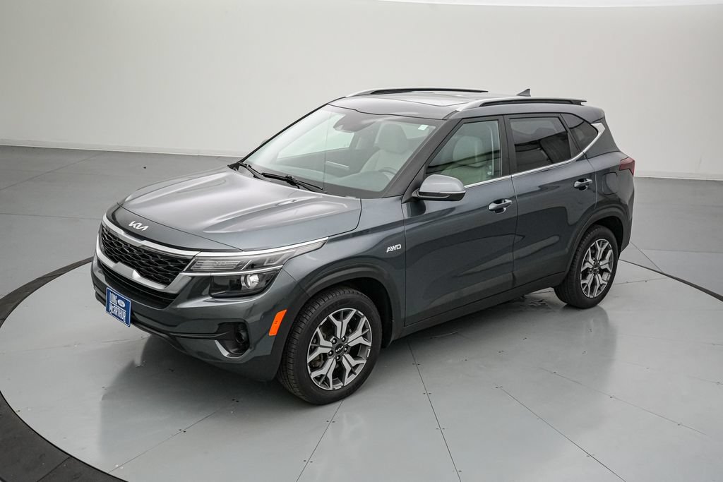 Used 2023 Kia Seltos EX AWD/4WD image 8