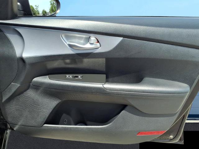 Used 2024 Kia Forte LXS FWD image 11