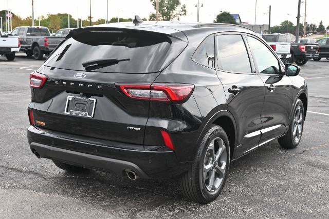 Certified 2024 Ford Escape ST-Line w/ Tech Pack #1 AWD/4WD image 9