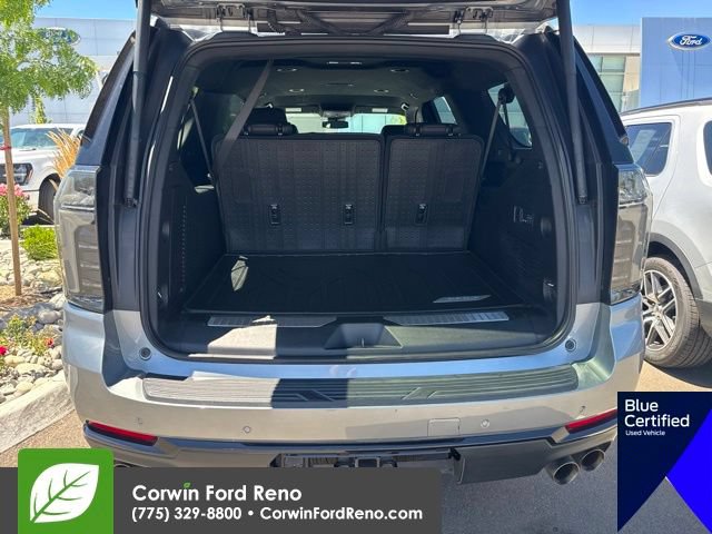 Used 2025 Chevrolet Suburban RST w/ Comfort Package AWD/4WD image 9