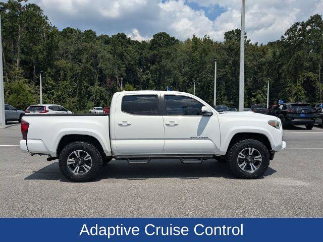 Used 2019 Toyota Tacoma TRD Sport AWD/4WD image 3
