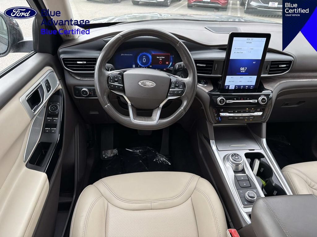Certified 2021 Ford Explorer Platinum w/ Equipment Group 601A AWD/4WD image 10