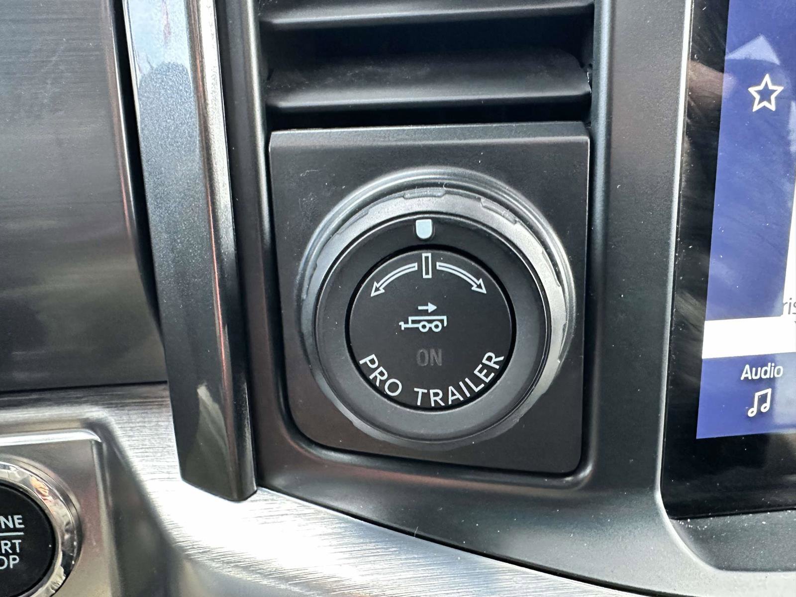 Certified 2022 Ford F150 Lariat w/ Equipment Group 502A High image 23