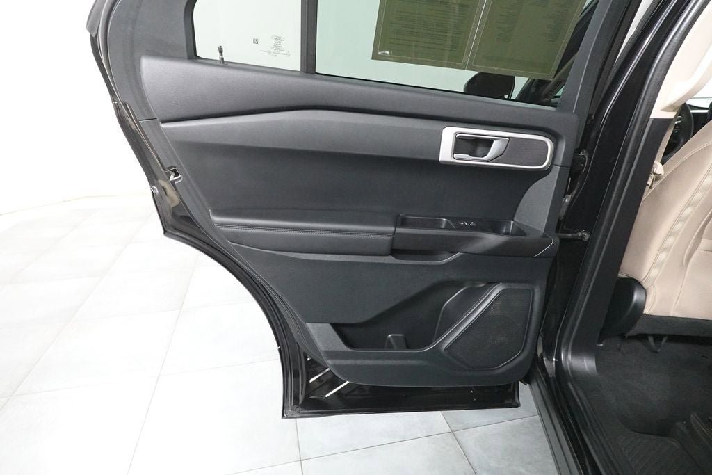 Certified 2022 Ford Explorer 4WD image 19
