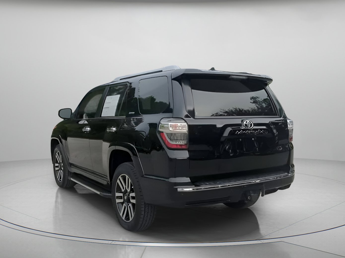 Used 2018 Toyota 4Runner Limited AWD/4WD image 21