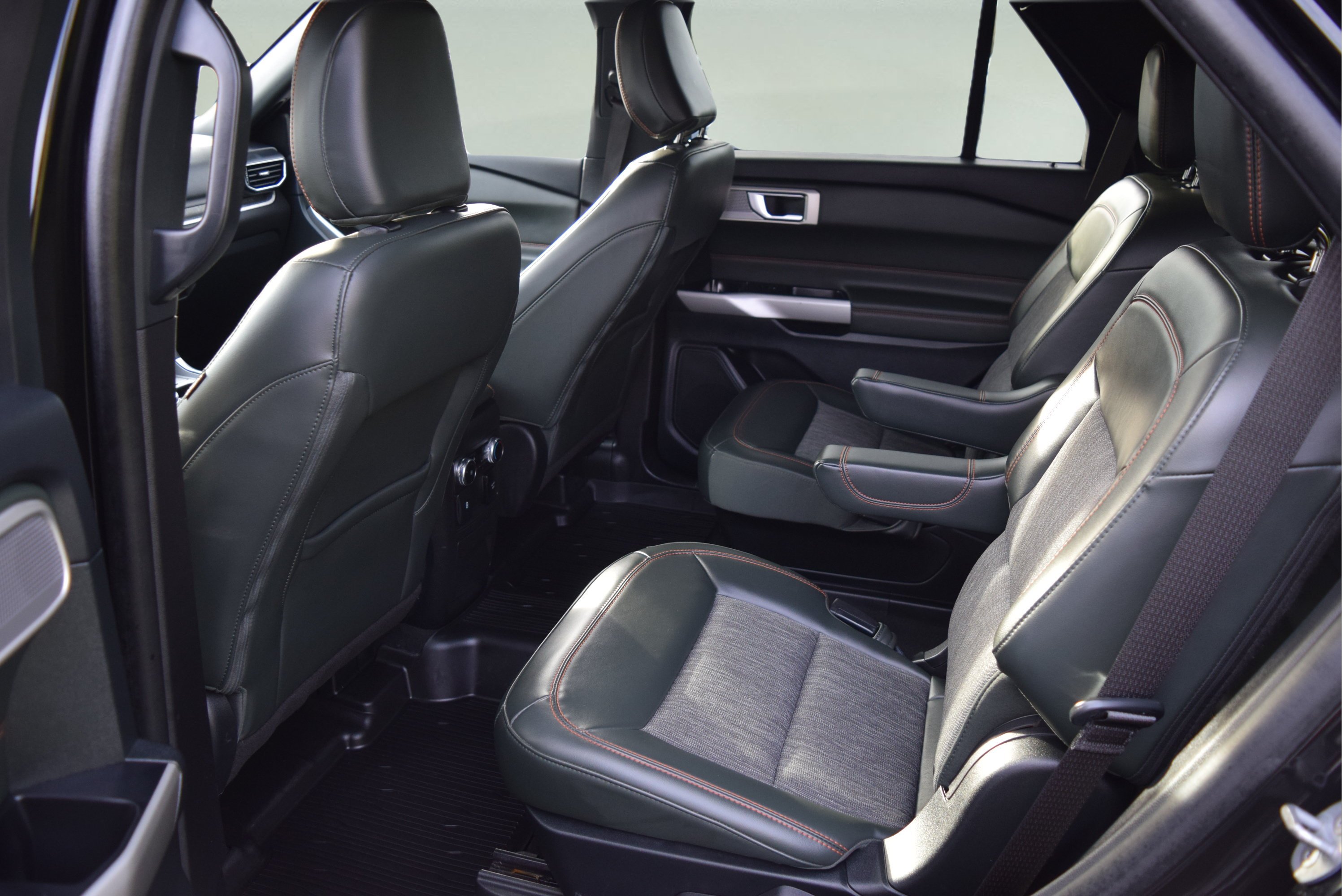 Certified 2023 Ford Explorer Timberline w/ Timberline Technology Package AWD/4WD image 8