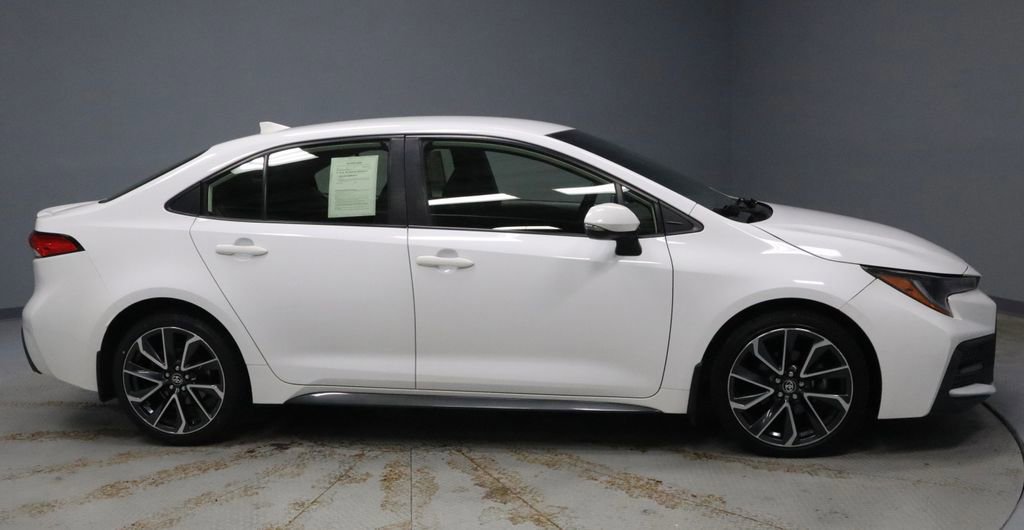 Used 2020 Toyota Corolla SE FWD image 6