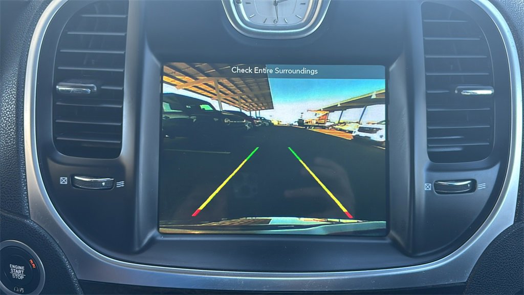 Used 2018 Chrysler 300 Limited w/ Safetytec Plus Group image 15