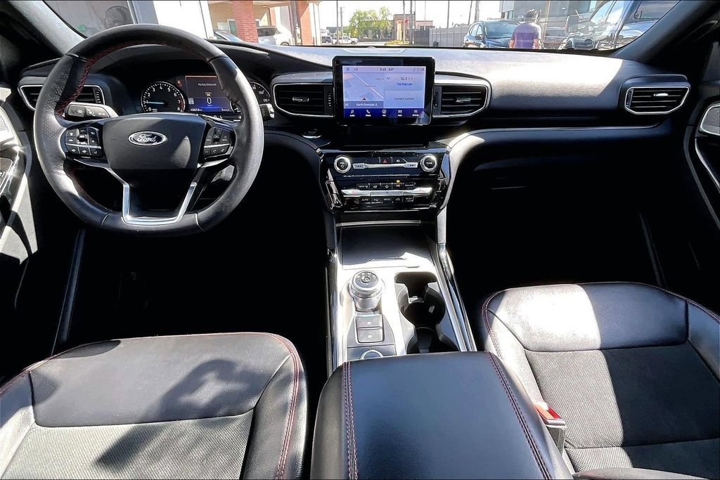 Certified 2023 Ford Explorer ST-Line AWD/4WD image 14