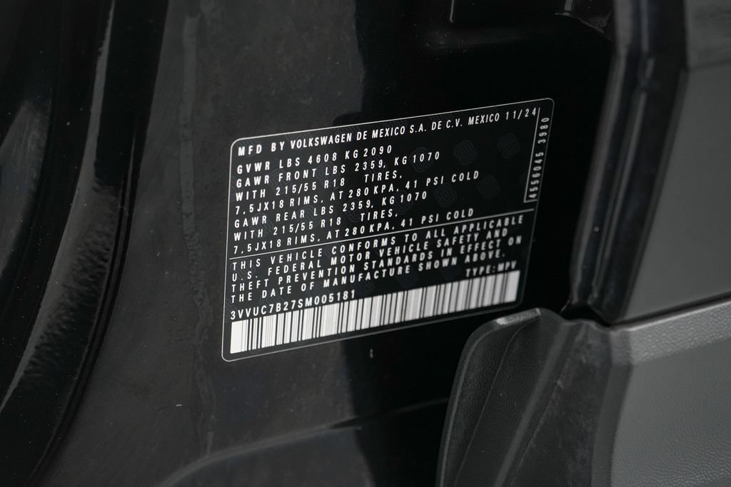 Used 2025 Volkswagen Taos SE AWD/4WD image 23