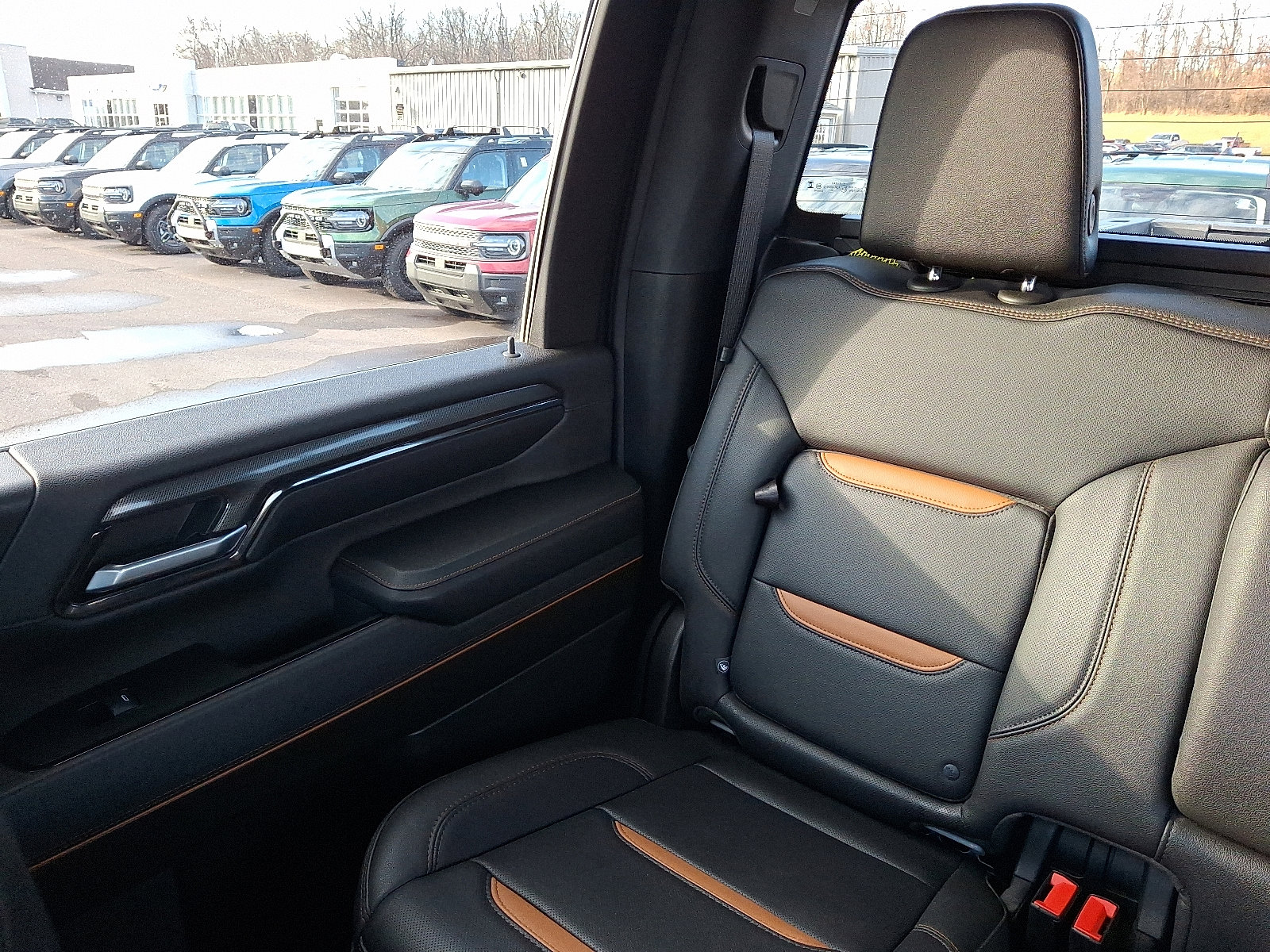 Used 2024 GMC Sierra 3500 AT4 w/ AT4 Premium Plus Package image 18