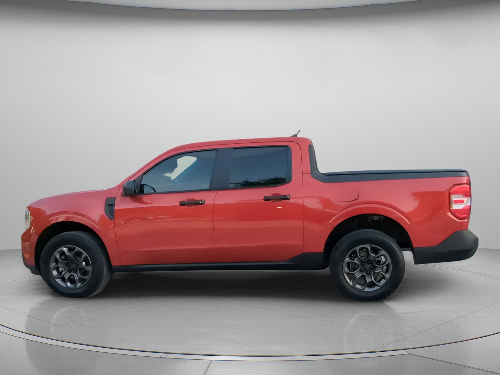 Certified 2024 Ford Maverick XLT FWD image 17
