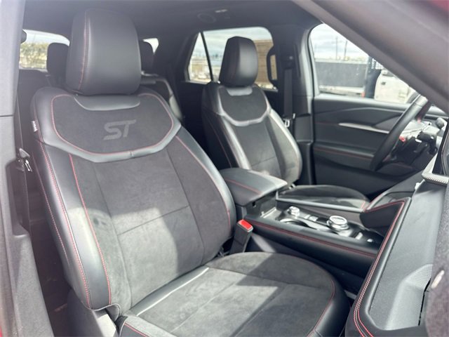 Certified 2025 Ford Explorer ST w/ Sun And Sound Package image 32