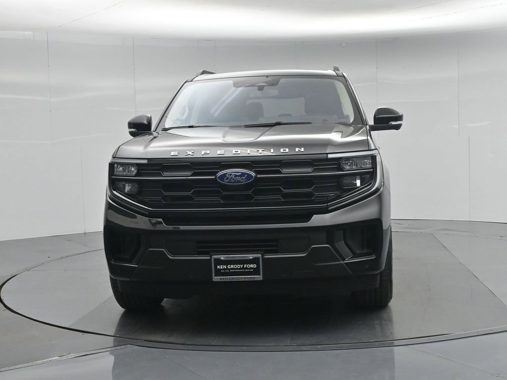 Certified 2025 Ford Expedition Active RWD image 27