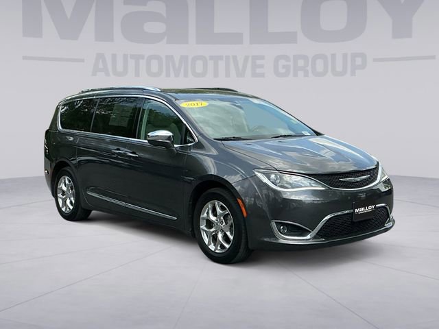 Used 2017 Chrysler Pacifica Limited FWD image 7