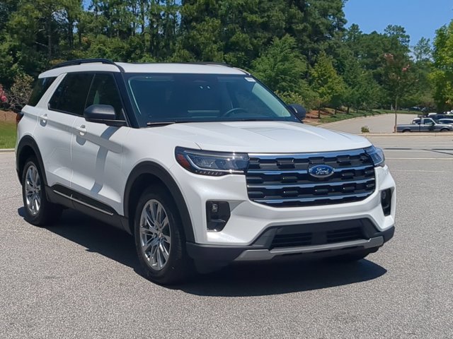 Certified 2025 Ford Explorer Active w/ Active Comfort Package AWD/4WD image 1