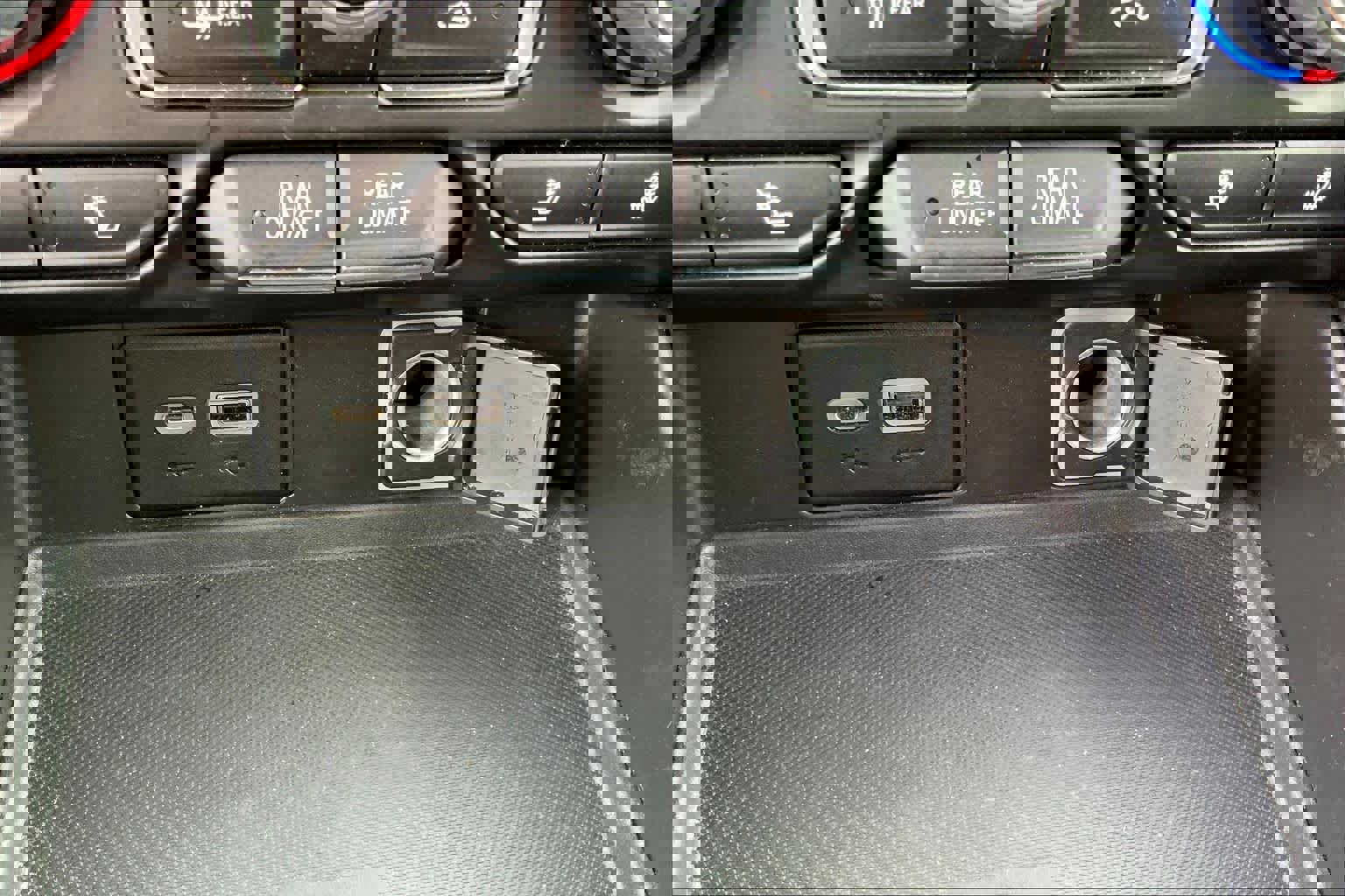 Used 2022 Chevrolet Tahoe Z71 w/ Z71 Off-Road Package image 31