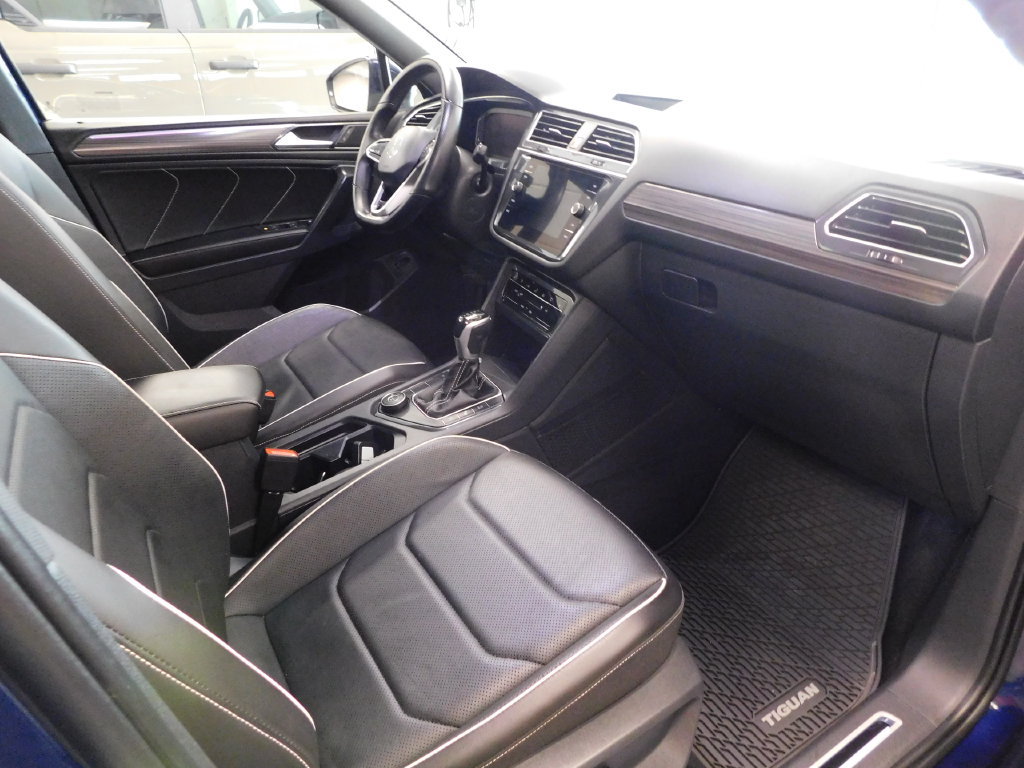 Used 2022 Volkswagen Tiguan SEL R-Line AWD/4WD image 56