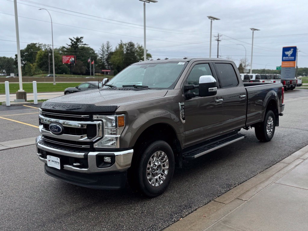 Certified 2022 Ford F250 XLT w/ XLT Premium Package AWD/4WD image 40
